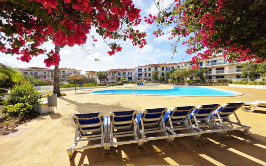 LARGE 2 BEDROOMS APARTMENT IN VILA VERDE COMPLEX